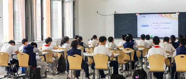 孔乙己的长衫？好教育依旧是上升的敲门砖！